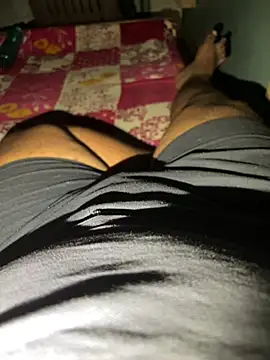 sunnym892 live cam on StripChat