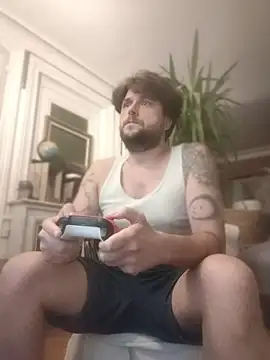 Titilouonlyf69 webcam
