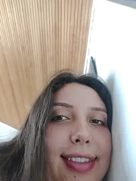 Bella_Karoline