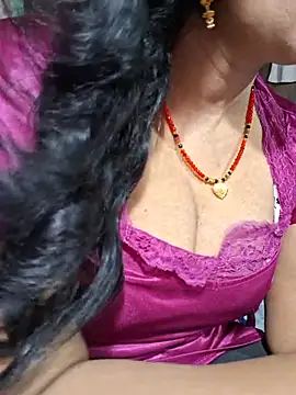 SONIYABHABHI90 webcam