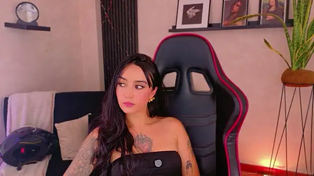 EmmyEvans1 webcam