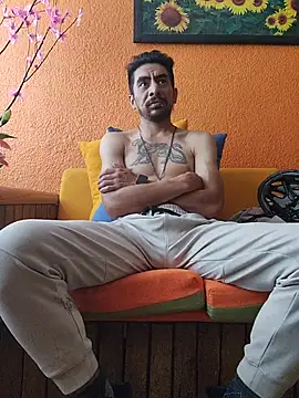 MexaCamGuy webcam