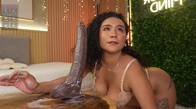 ellette__ (F young) - Fingering pussy