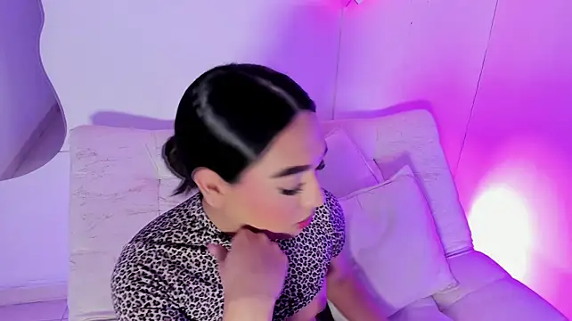 LiaCampbell_ webcam