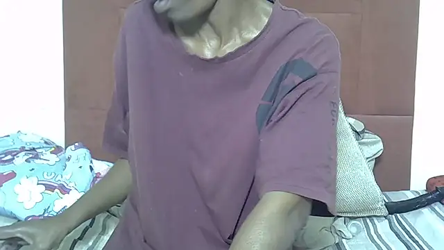 SluttyTall webcam