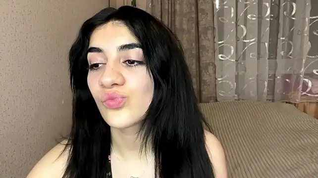 ledi_asthik (F teen) - Biggest smile
