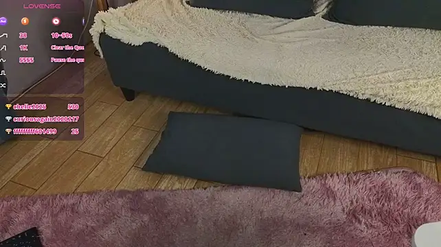 t_blonde live sex cam