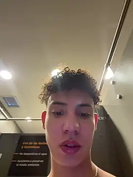 yoursexyjose webcam