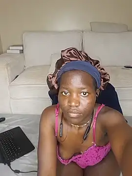 sexxyto live cam on StripChat