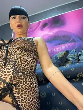 MysticCleo live cam on StripChat