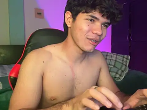 Im_Camii live cam on StripChat