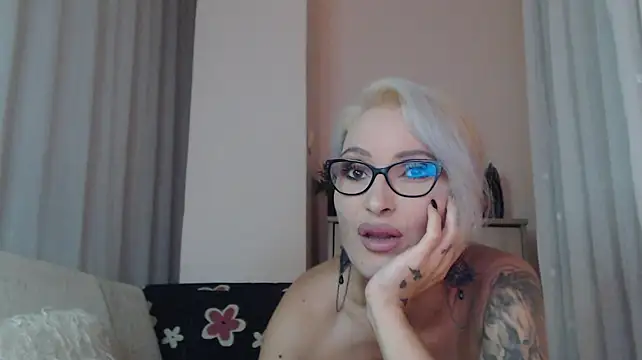 JADAPink___ live webcam
