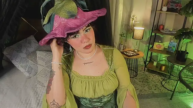Amy_art live webcam