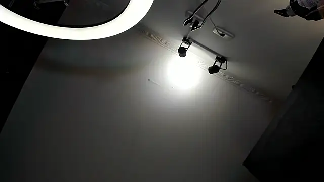 Apotheosis01 live cam on StripChat