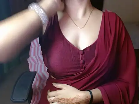 your_angel143 (F young) - boobs oil 2 mints