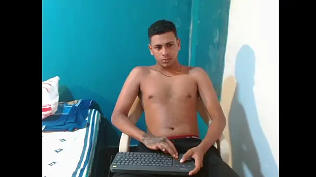 Andrew25-