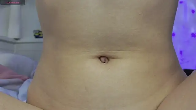 Tessa_Shy_