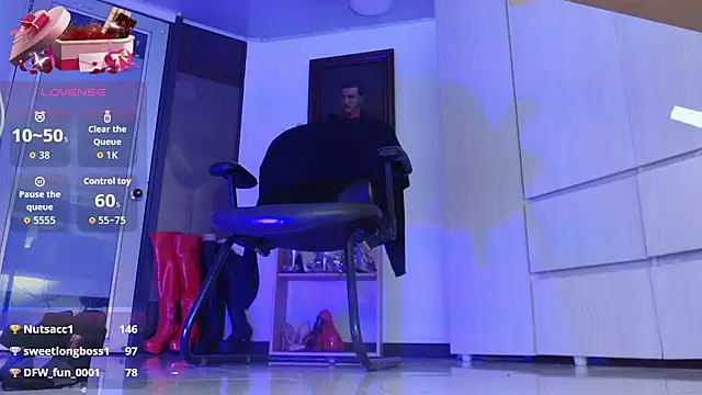 paola_xm (F mature) - 🍑 Show Ass Under My Torso