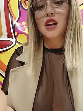 katy__a (F young) - Take off my jacket and masturbate for 1