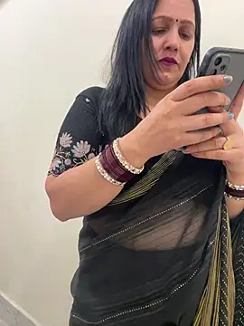 anshika_arya (F milf) - Hyyy Guys