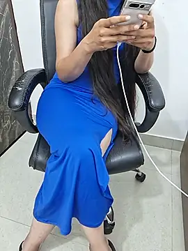 sushmita0 live cam on StripChat