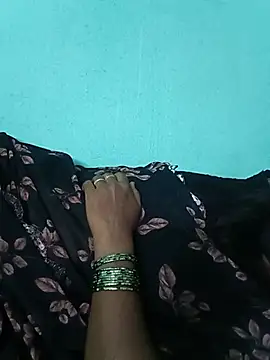 SweetNila_Official live cam on StripChat