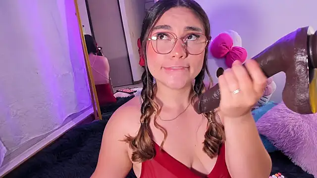 CassieBigass_ live cam on StripChat