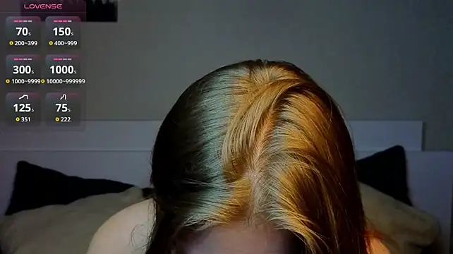 JulietteRain live sex cam