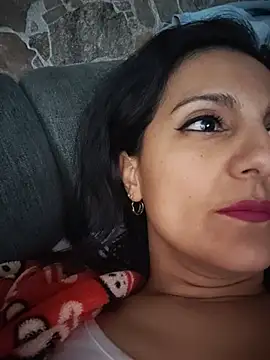 BasmaHernandez live cam on StripChat
