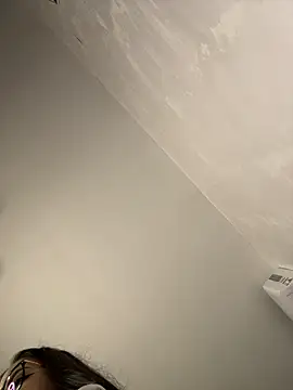 KaylaLewyss webcam