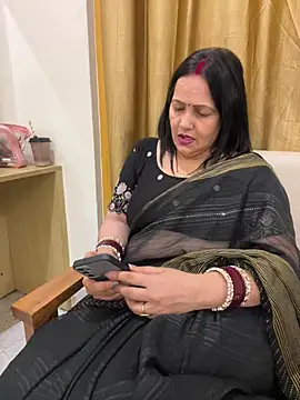 anshika_arya (F milf) - Hyyy Guys