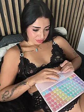 sweetbrunette22 webcam