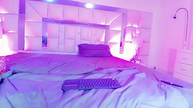 Britany_montiel live sex cam