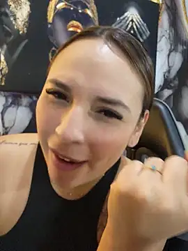 LizzRouse webcam
