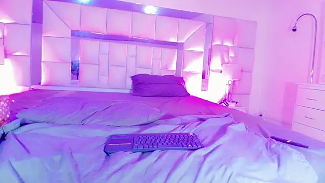 Britany_montiel webcam