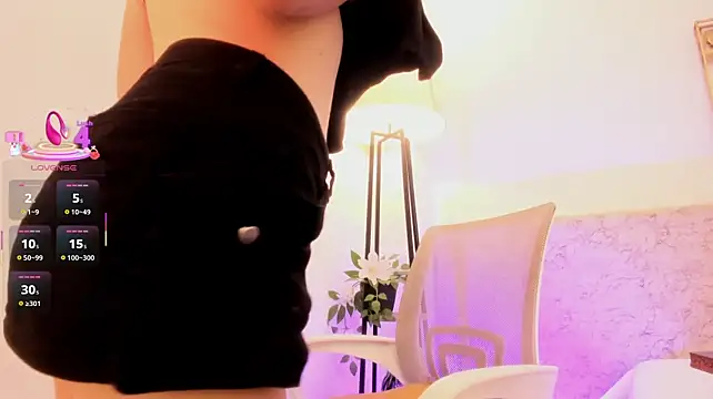 _malak (Ask my age) - twerking + oil ass🔥🍑