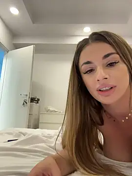 IsabellaEtthan live sex cam