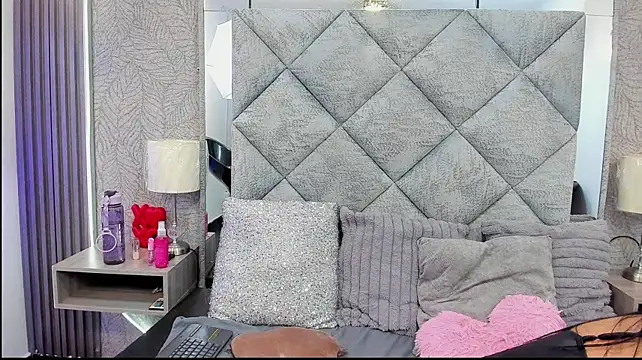 LilithDesire_ webcam
