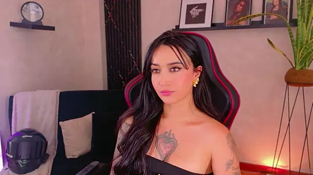 anonymous videochat EmmyEvans1