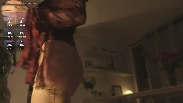 JulietteDee live webcam