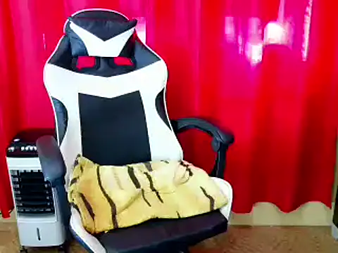 lovelyxmorena webcam