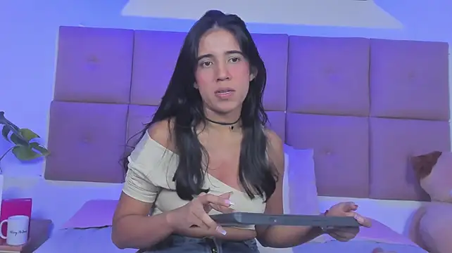 Piinksoul149 live cam on StripChat