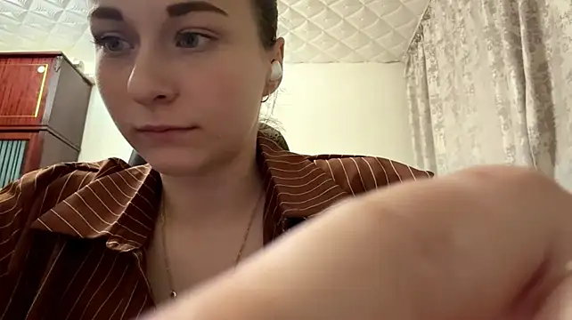 TaIliedGuest live webcam