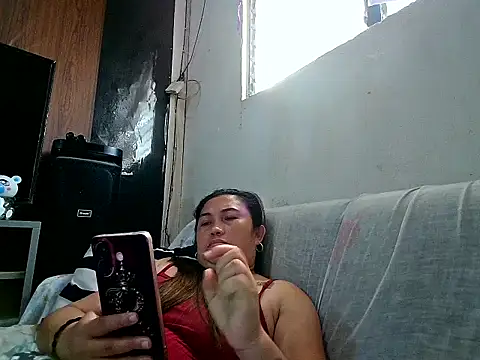 Laiskie_33 webcam