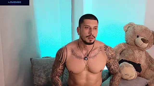 Seth_Vegaa live cam on StripChat