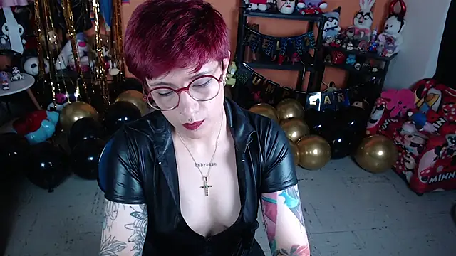 MissMiia2 webcam