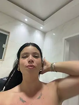 Rafaellaz live sex cam