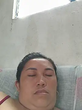 Laiskie_33 webcam