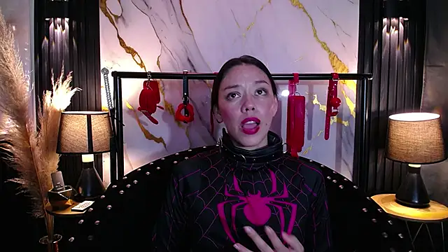 Doll4anall webcam