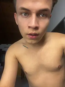 _Leo_Boy webcam